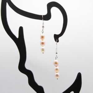 FRESHWATER PEARL DROPPLET EARRINGS