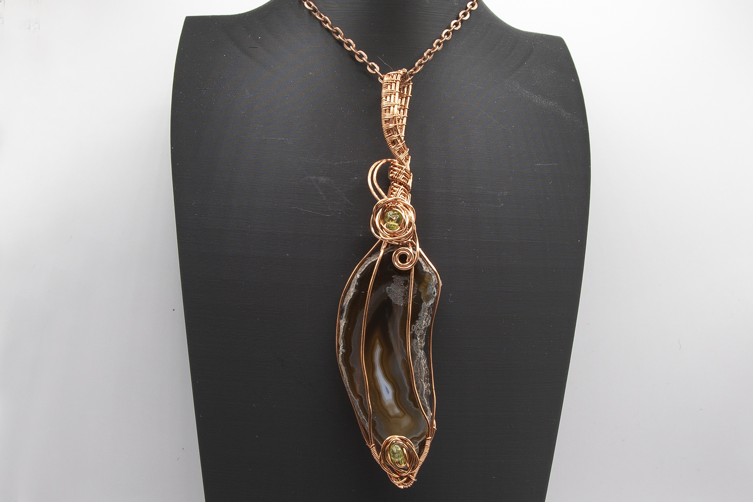 Copper wire with Agate and peridot
