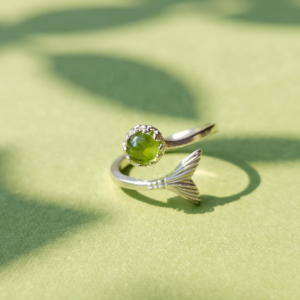 PERIDOT SILVER MERMAID TAIL RING