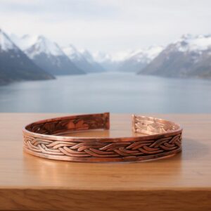 NORDIC COPPER BANGLE