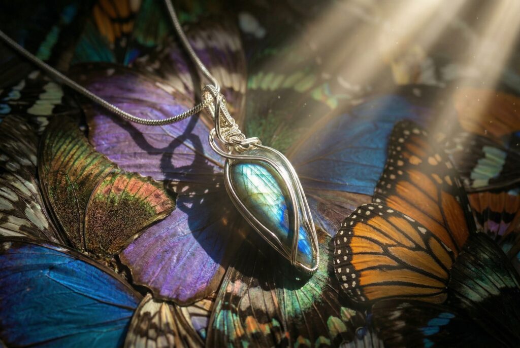 LABARADORITE TEARDROP