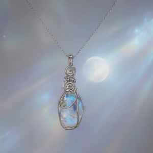 RAINBOW MOONSTONE OVAL -1