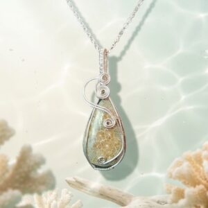 FLOWER CORAL PENDANT